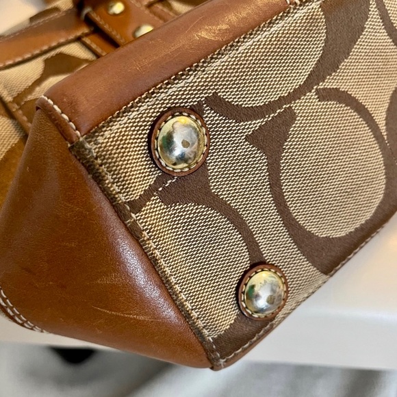 Vintage Coach Signature Handbag - Picture 10 of 13